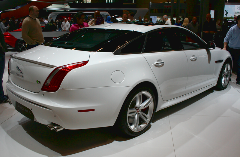 Illustration for article titled New York Auto Show pics (Round 2)
